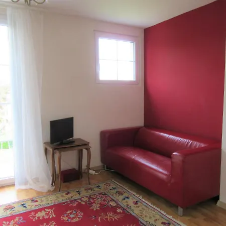 Le Debarcadere Apartment Saint Sulpice  Exterior photo