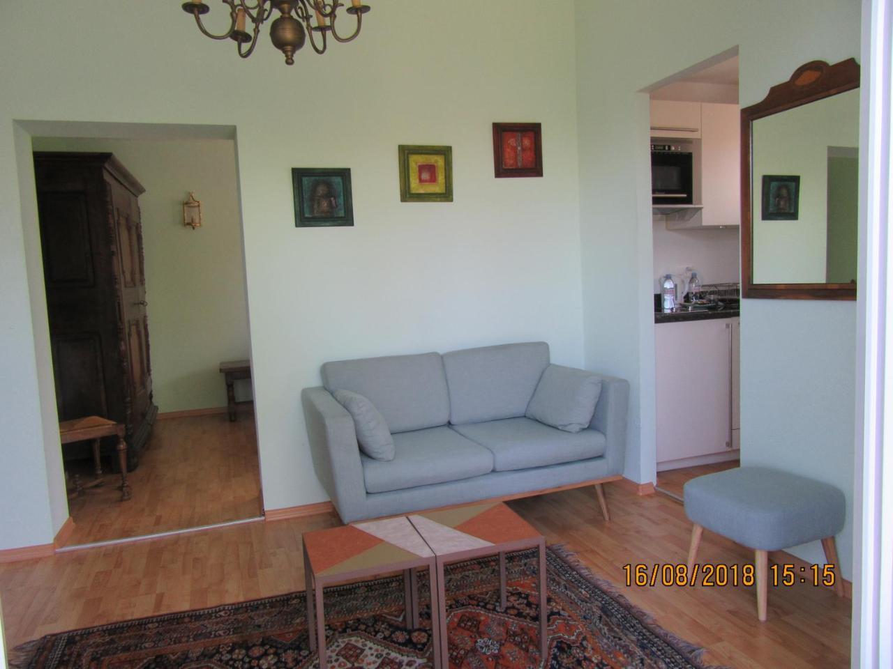 Le Debarcadere Apartment