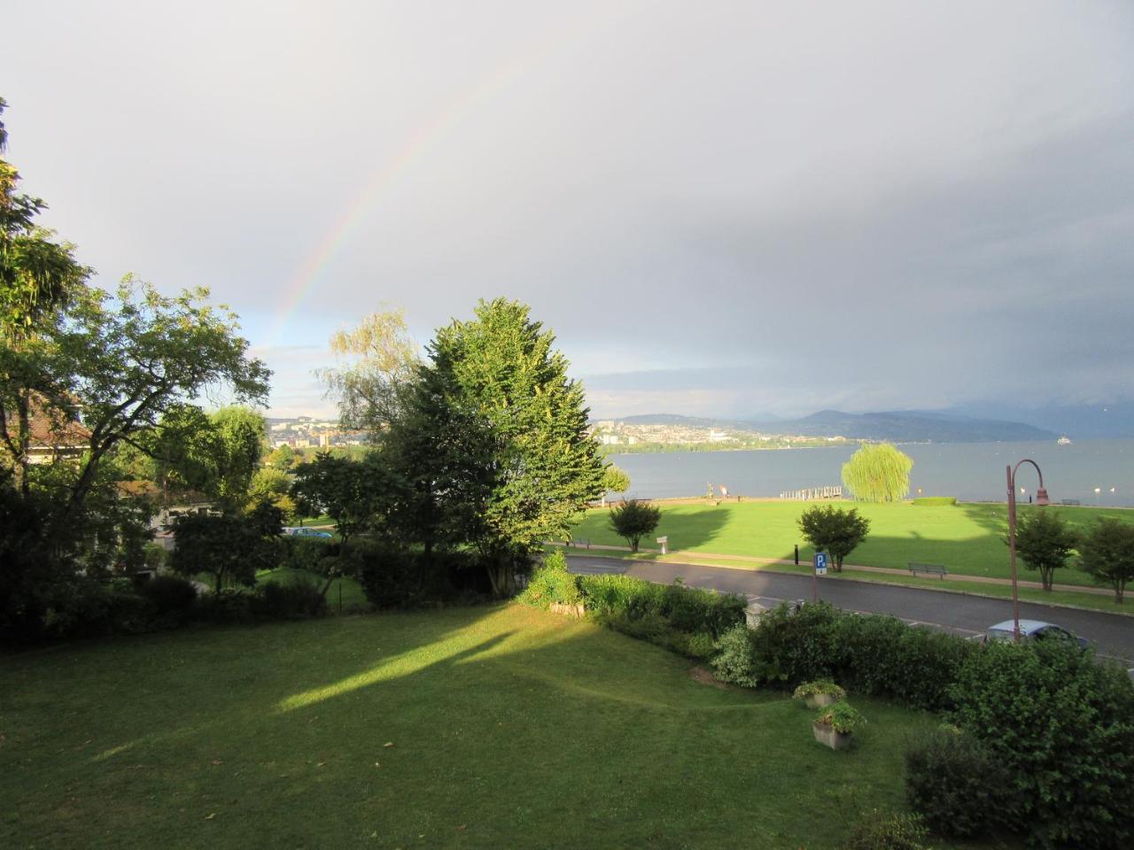 Le Debarcadere Saint Sulpice (Vaud)